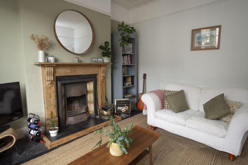 Living room -...