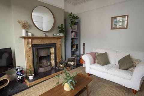 10 Harrison Terrace, Truro, TR1 3EN