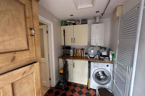10 Harrison Terrace, Truro, TR1 3EN