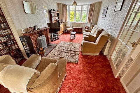 34 Moss Drive, Sutton Coldfield, B72 1JQ