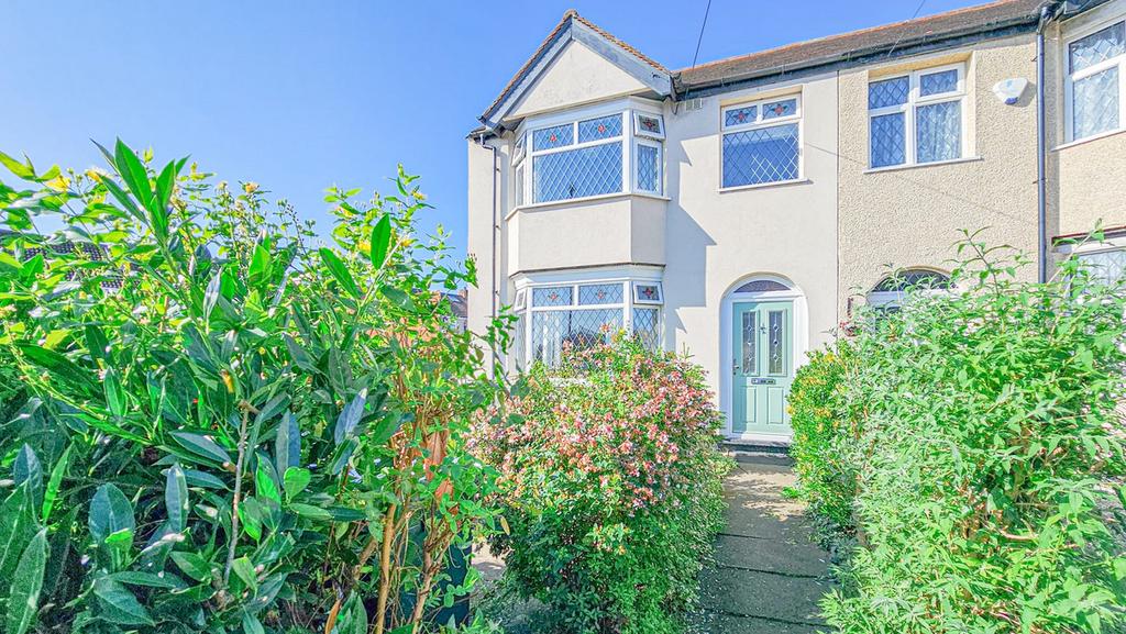 Mellowdew Road, Coventry, CV2 3 bed end of terrace house for sale £