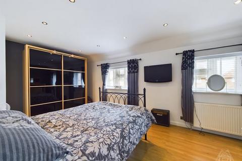 33 Cample Lane, South Ockendon, RM15 5RA