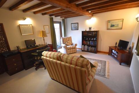 3 bedroom barn conversion for sale, Lineage Court, Tenbury Wells