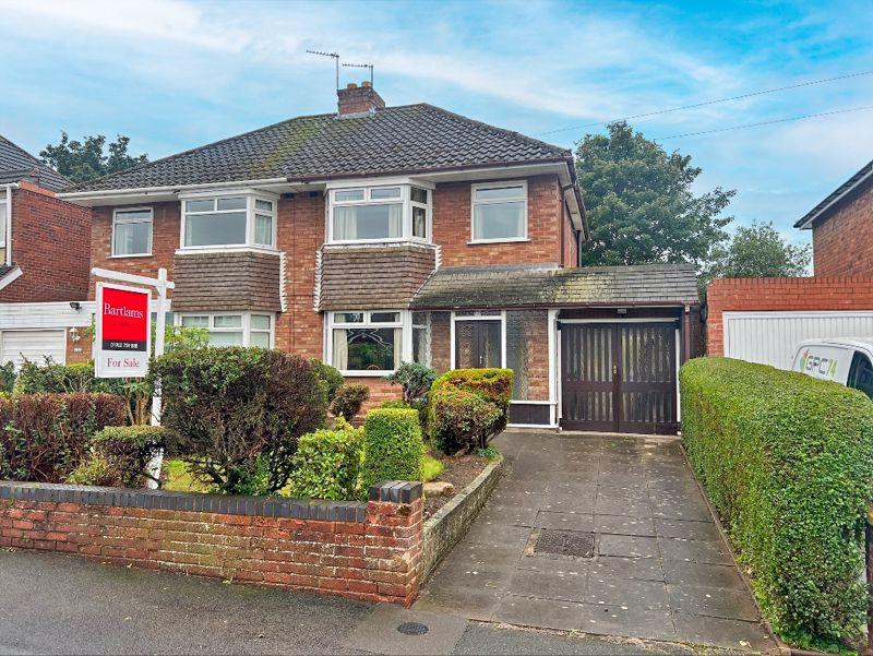 Coniston Road, PALMERS CROSS 3 bed semidetached house for sale £239,950