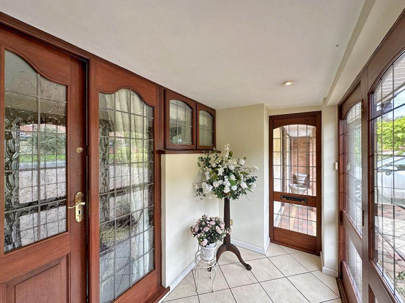 WOMBOURNE, Orton Lane 4 bed detached house for sale £485,000