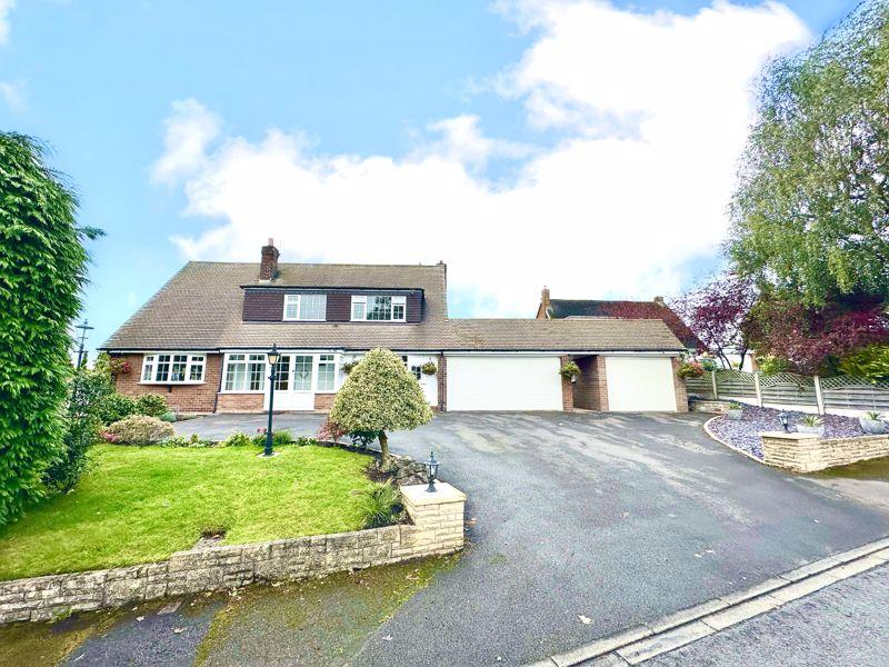 SEISDON, Oak Drive 4 bed detached house for sale £650,000