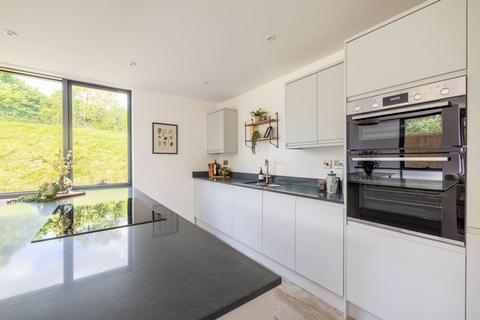 3 bedroom apartment for sale, 5 Manor Farm, Camerton, Nr. Bath