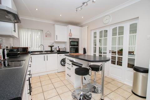 3 bedroom detached bungalow for sale - High Road, Newton-In-The-Isle, PE13