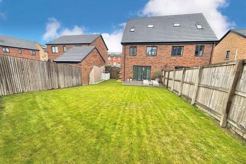 12 Foxlow Close, Waverley, Rotherham, S60 8BS