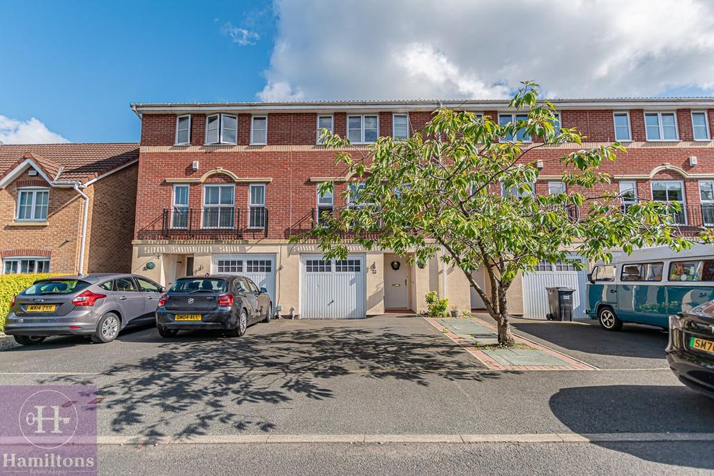 Wateredge Close, Leigh, WN7 4 bed semidetached house £280,000