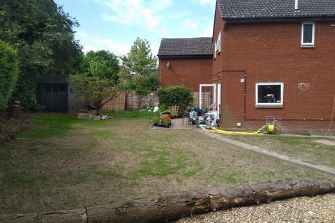 35 Mortimer Gardens, Tadley, RG26 3UP