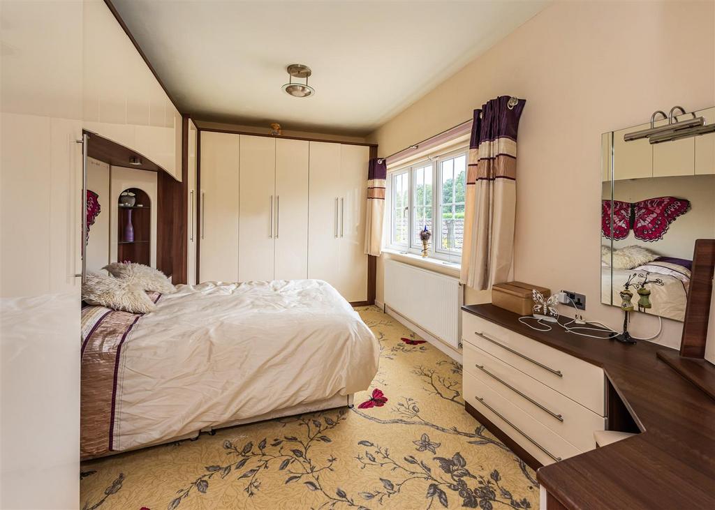 Elan Ridge-bed2.jpg