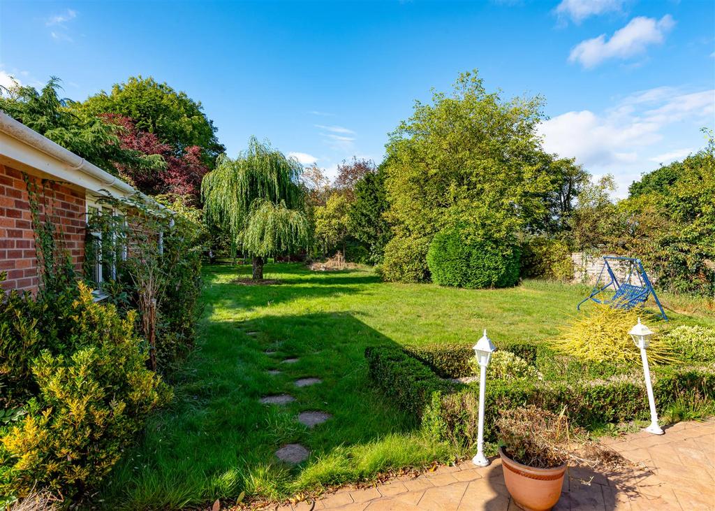 Elan Ridge-gdn2.jpg