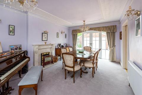 Elan Ridge Poolhouse Road, Wombourne, Wolverhampton, WV5 8AZ