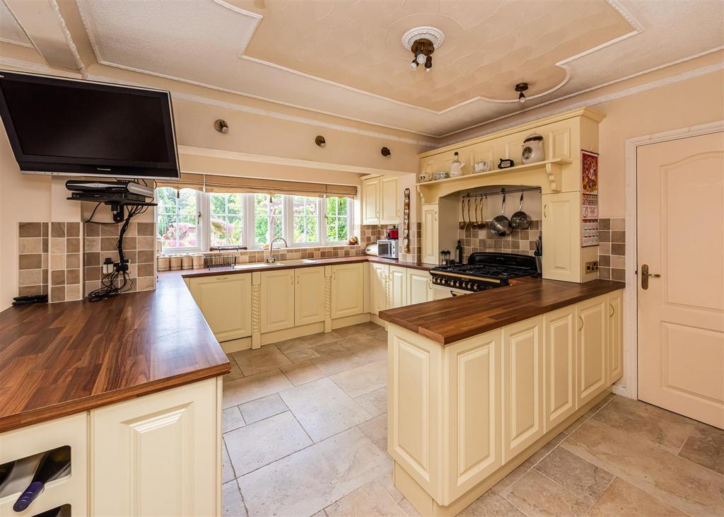 Elan Ridge-kitchen2.jpg