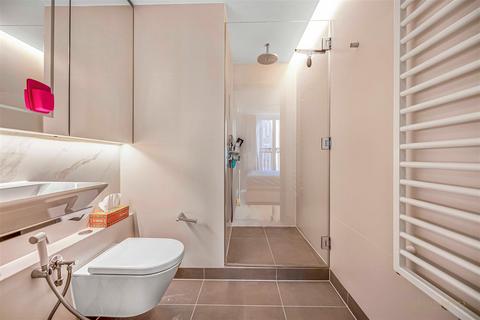 Apartment 13, 67 Tufton Street, London, SW1P 3AF