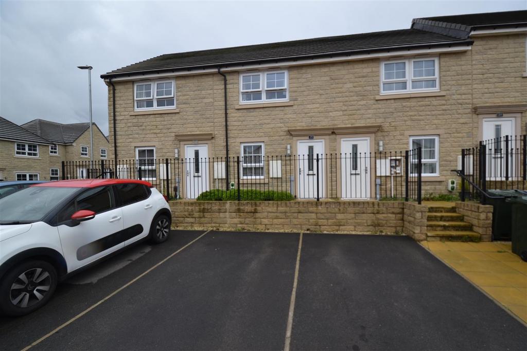 Fetlock Drive, Eccleshill, BD2 2 bed terraced house for sale £175,000