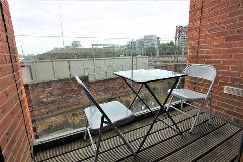 2 bedroom flat to rent - Candle House, Granary Wharf