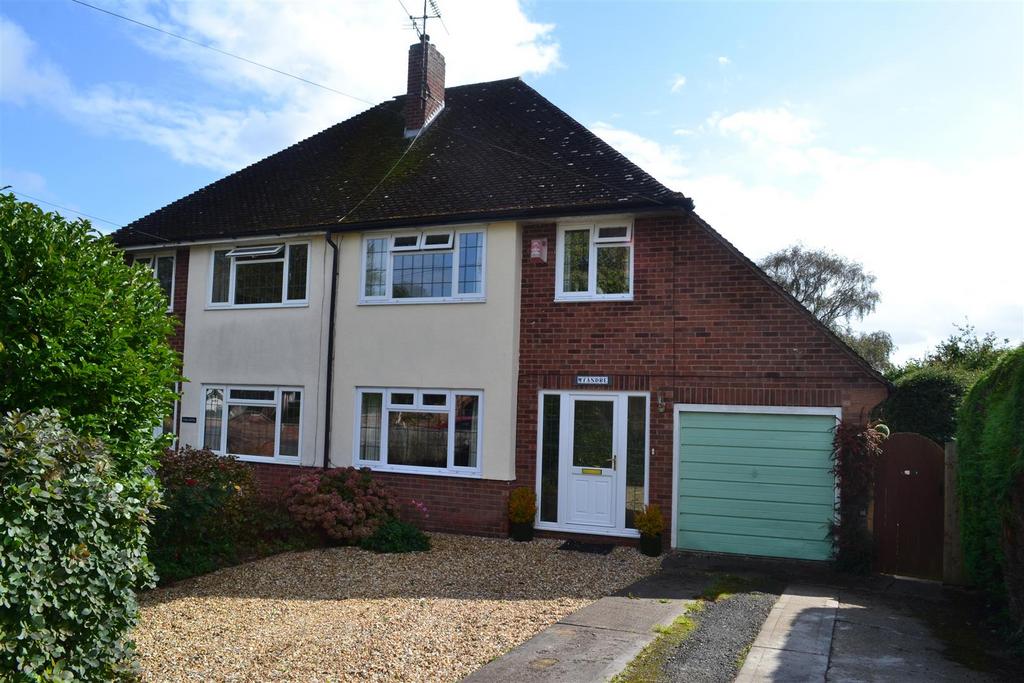 Newlands Drive, Leominster 3 bed semidetached house for sale £325,000
