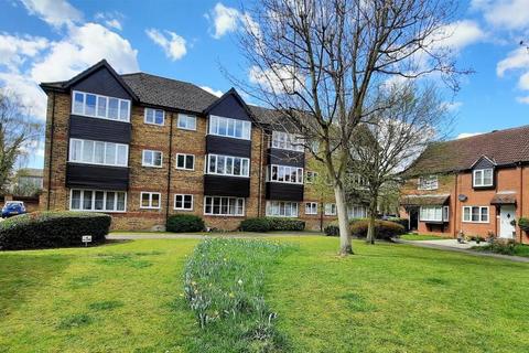 2 bedroom apartment for sale, River Meads, St Margarets