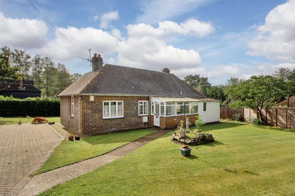 Parrock Lane, Upper Hartfield, Hartfield, East Sussex, TN7 2 bed