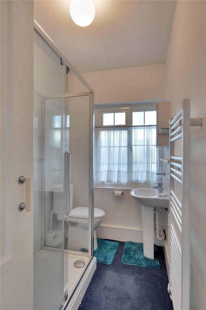 Family Shower Room