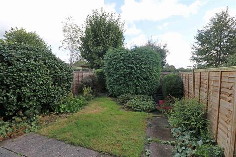 25 Exham Close, Warwick, CV34 5UL