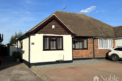 2 bedroom semi-detached bungalow for sale - Crossby Close, Mountnessing, Brentwood