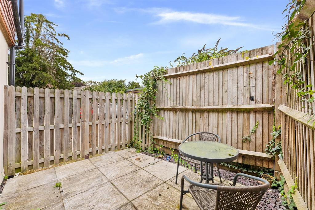 Flat 2 Patio