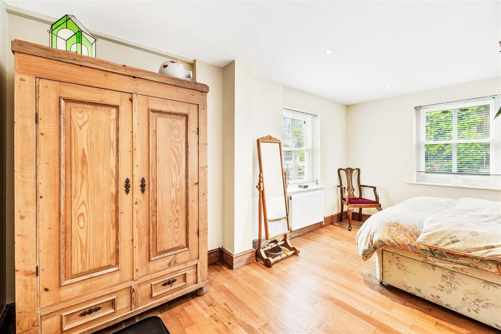 Flat 1 Bedroom