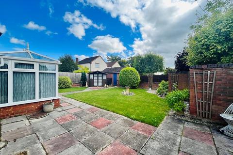 8 Badsey Fields Lane, Badsey, Evesham, WR11 7EX