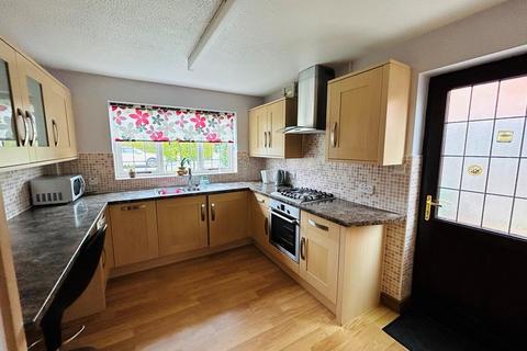 8 Badsey Fields Lane, Badsey, Evesham, WR11 7EX