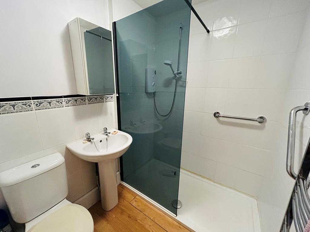 Bathroom.JPEG