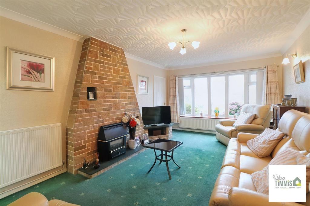 Fairhaven Grove, Birches Head, StokeOnTrent 2 bed semidetached