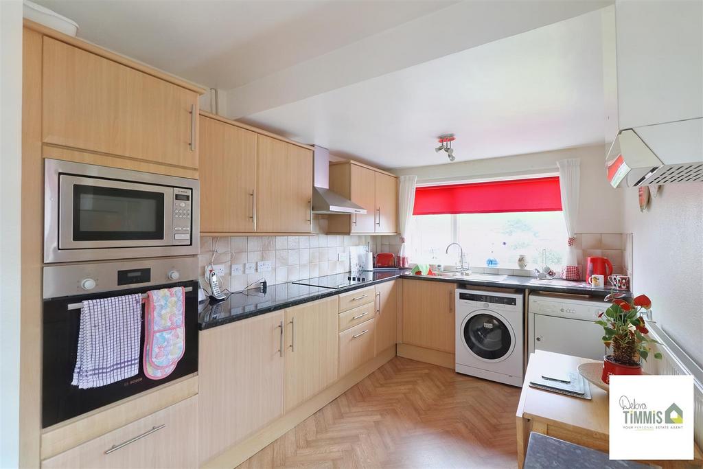 Fairhaven Grove, Birches Head, StokeOnTrent 2 bed semidetached