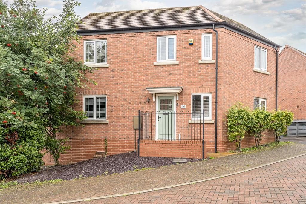 Guardians Walk, Wordsley, DY8 5TH 3 bed semidetached house £1,250