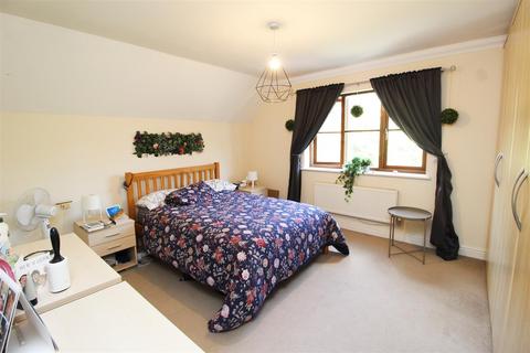 2 bedroom flat for sale - Perivale, Monkston Park, Milton Keynes