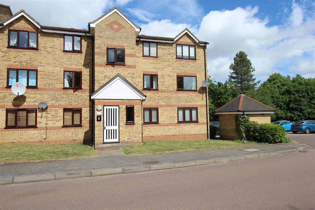 prestatyn-close-stevenage-sg1-1-bed-flat-950-pcm-219-pw