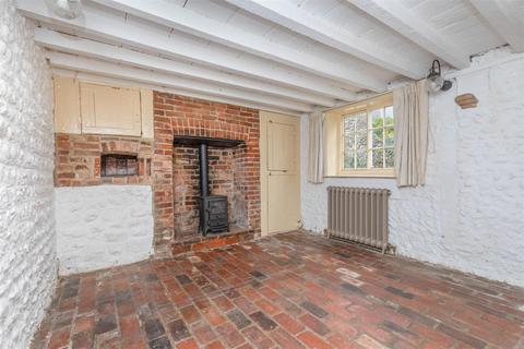 2 bedroom house for sale - The Street Shoreham
