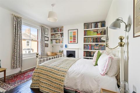 4 Laburnum Road, Epsom, KT18 5DT