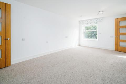 1 bedroom apartment for sale - Peel Court, College Way, Welwyn Garden City, Hertfordshire, AL8 6DG
