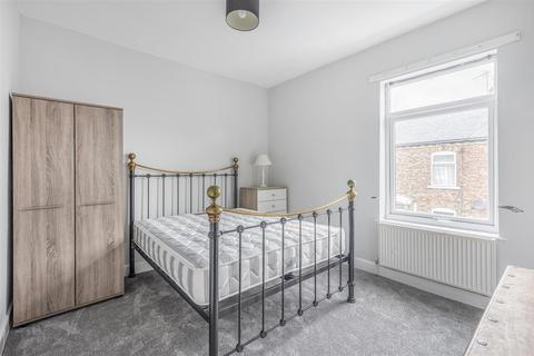 2 bedroom terraced house for sale - Newborough Street, York, YO30 7AS