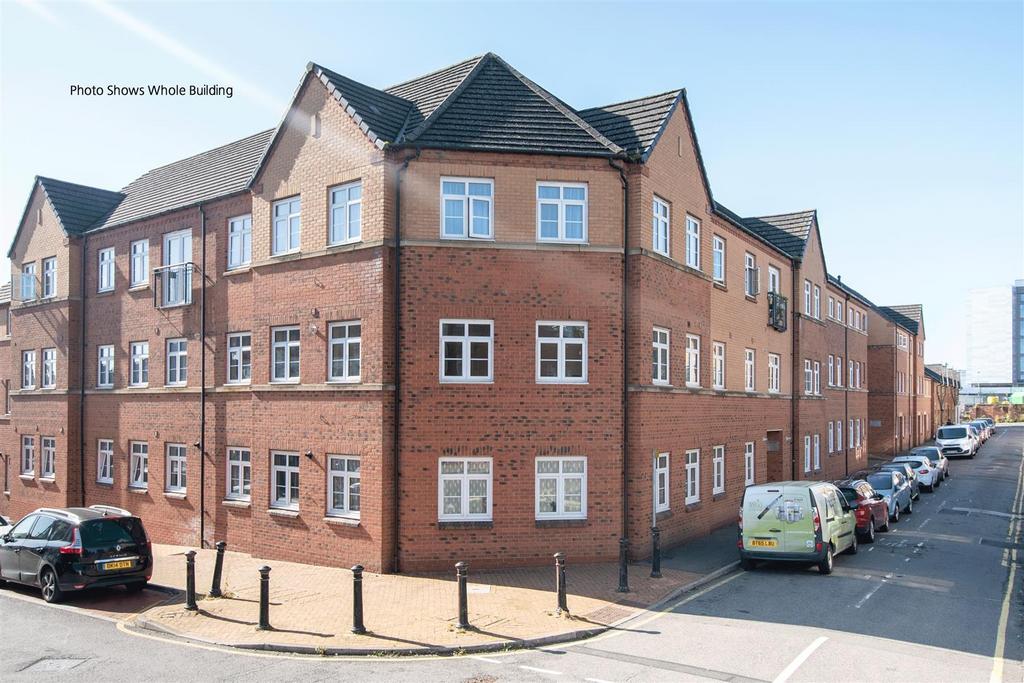 Great Park Street, Wellingborough 2 bed flat for sale £75,000