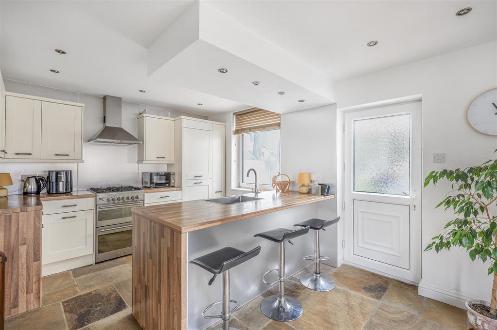New Lane, Holgate, York YO24 4NU 2 bed semidetached house for sale £365,000