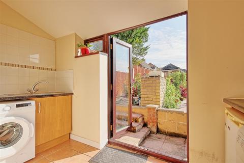 81 Bridewell Road, Cambridge, CB1 9EN