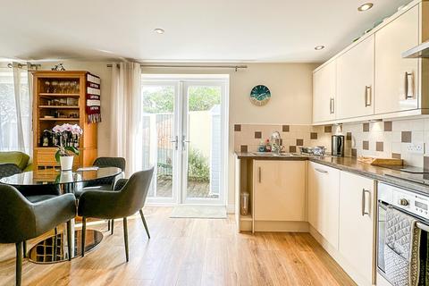 42 Morley Road, Southville, Bristol, BS3 1DT