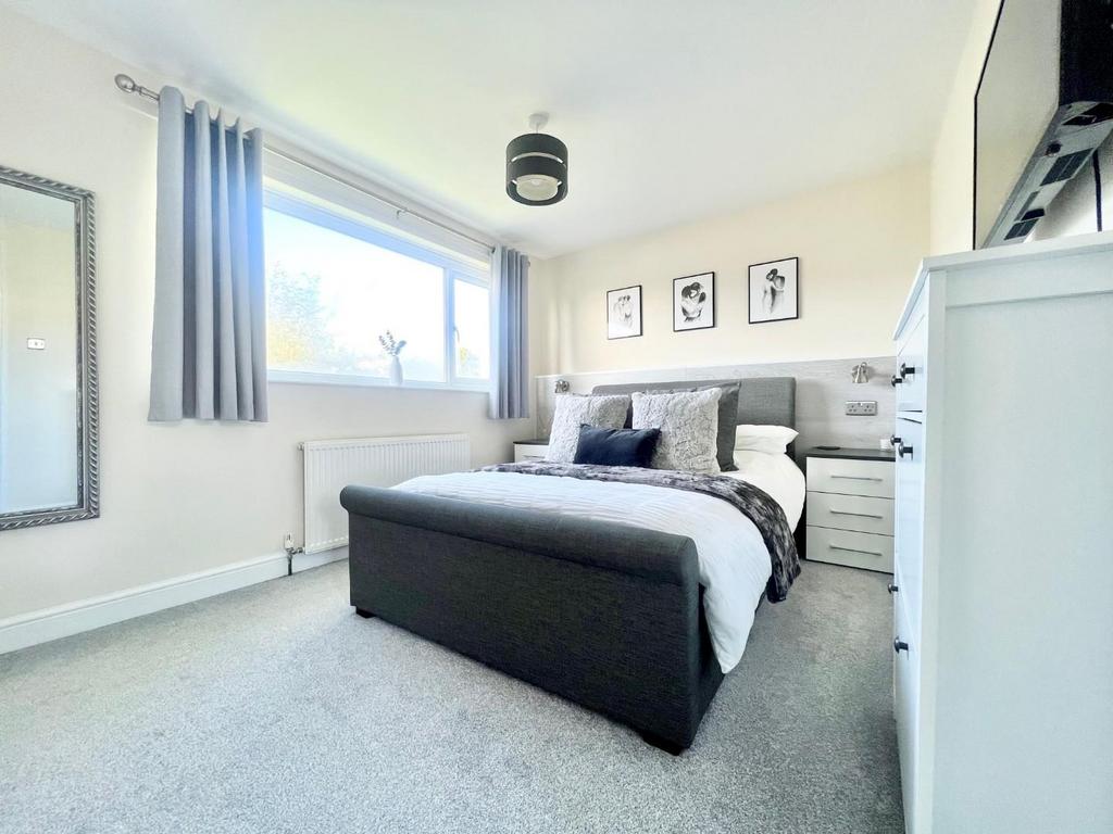167 Foster Way 11.jpg