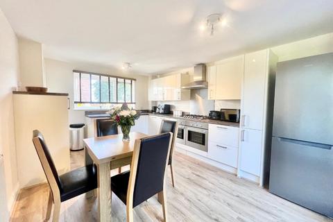 167 Foster Way, High Green, Sheffield, S35 4GE