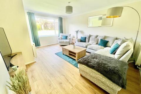 167 Foster Way, High Green, Sheffield, S35 4GE