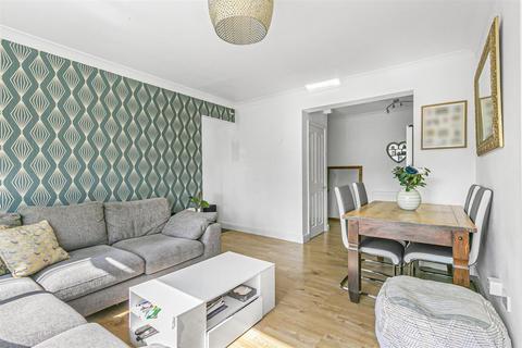 1 bedroom flat for sale - Chaseville Park Road, London
